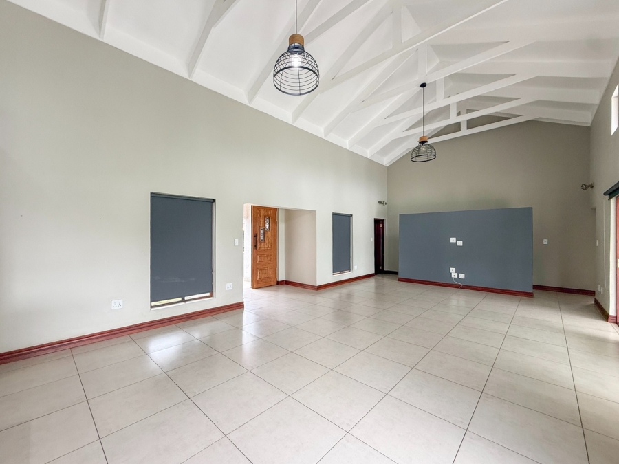 4 Bedroom Property for Sale in The Islands Estates North West